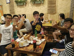 城区烧烤加盟,学烧烤技术,开烧烤店多少钱疯狂烤翅加盟